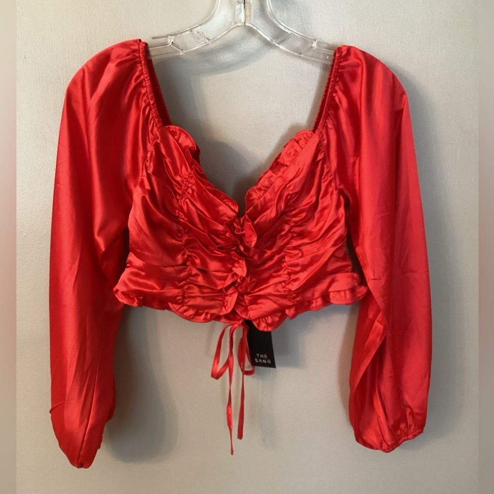 THE SANG NWT SIZE LARGE RED SATIN LACE UP FRONT LONG SLEEVE CROP TOP
